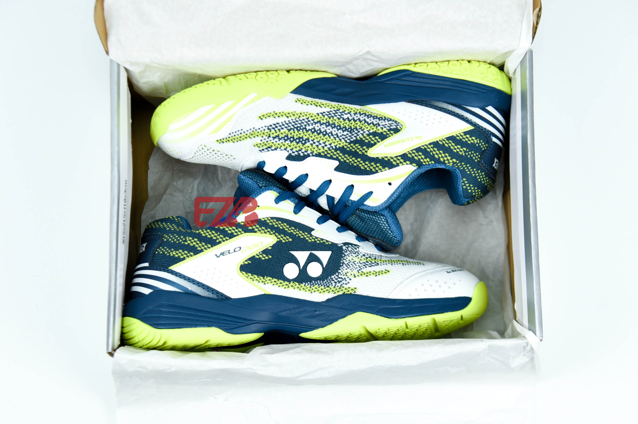 GIÀY CẦU LÔNG YONEX VELO-200 XANH CHUỐI 2025 CHÍNH HÃNG 